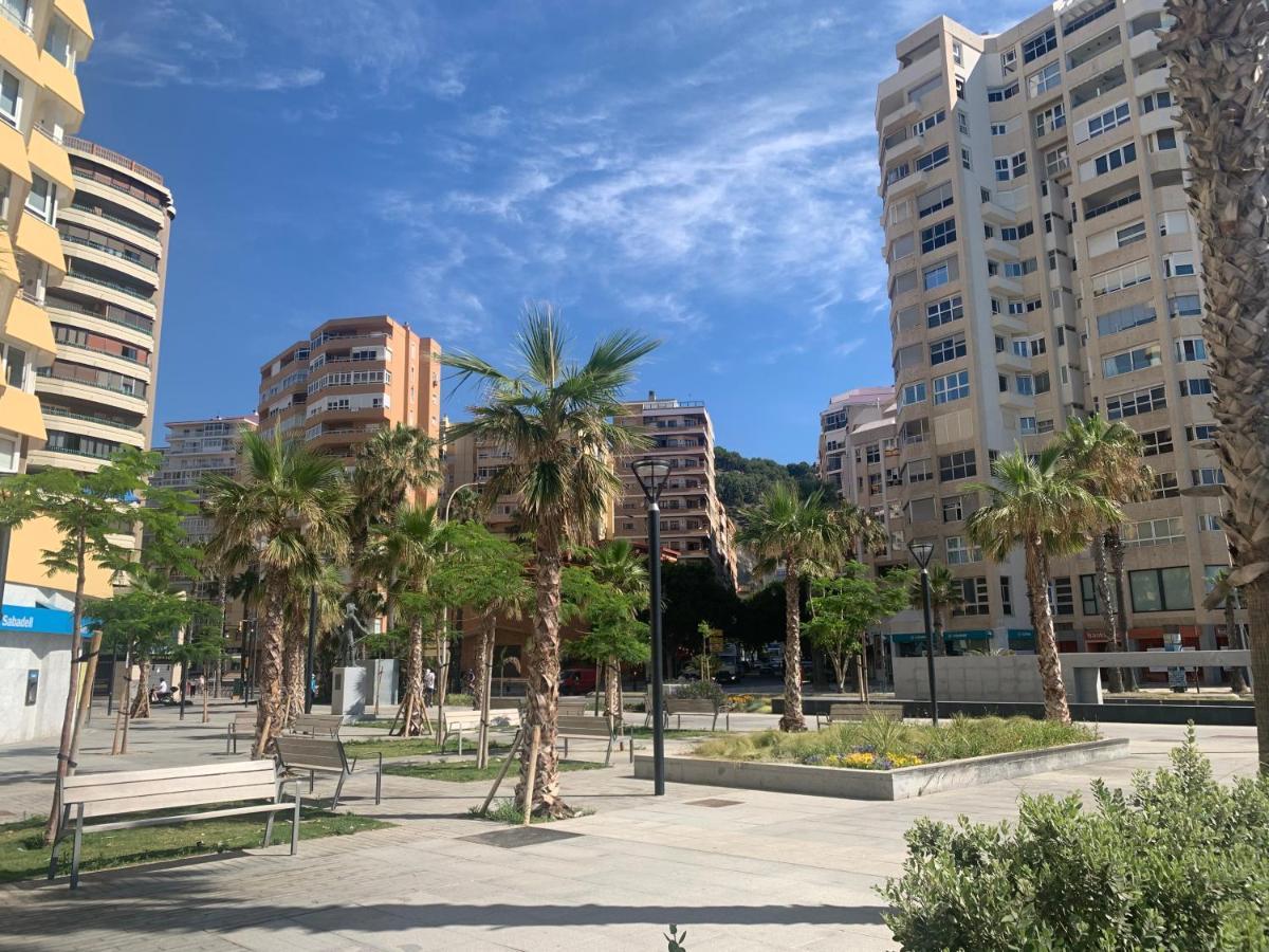 Homely Malagueta Junto Al Mar, Parking Privado Bajo Suplemento Apartment Málaga